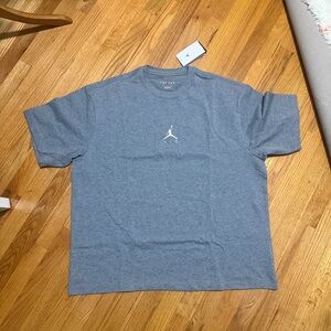 Mens Jordan Brooklyn Oversized T-Shirt NWT size XL